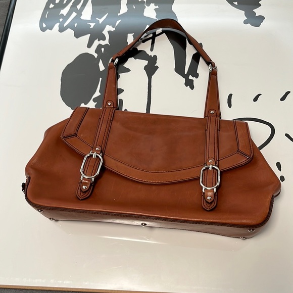 Meet your Posher, Yvonne - Picture 5 of 8